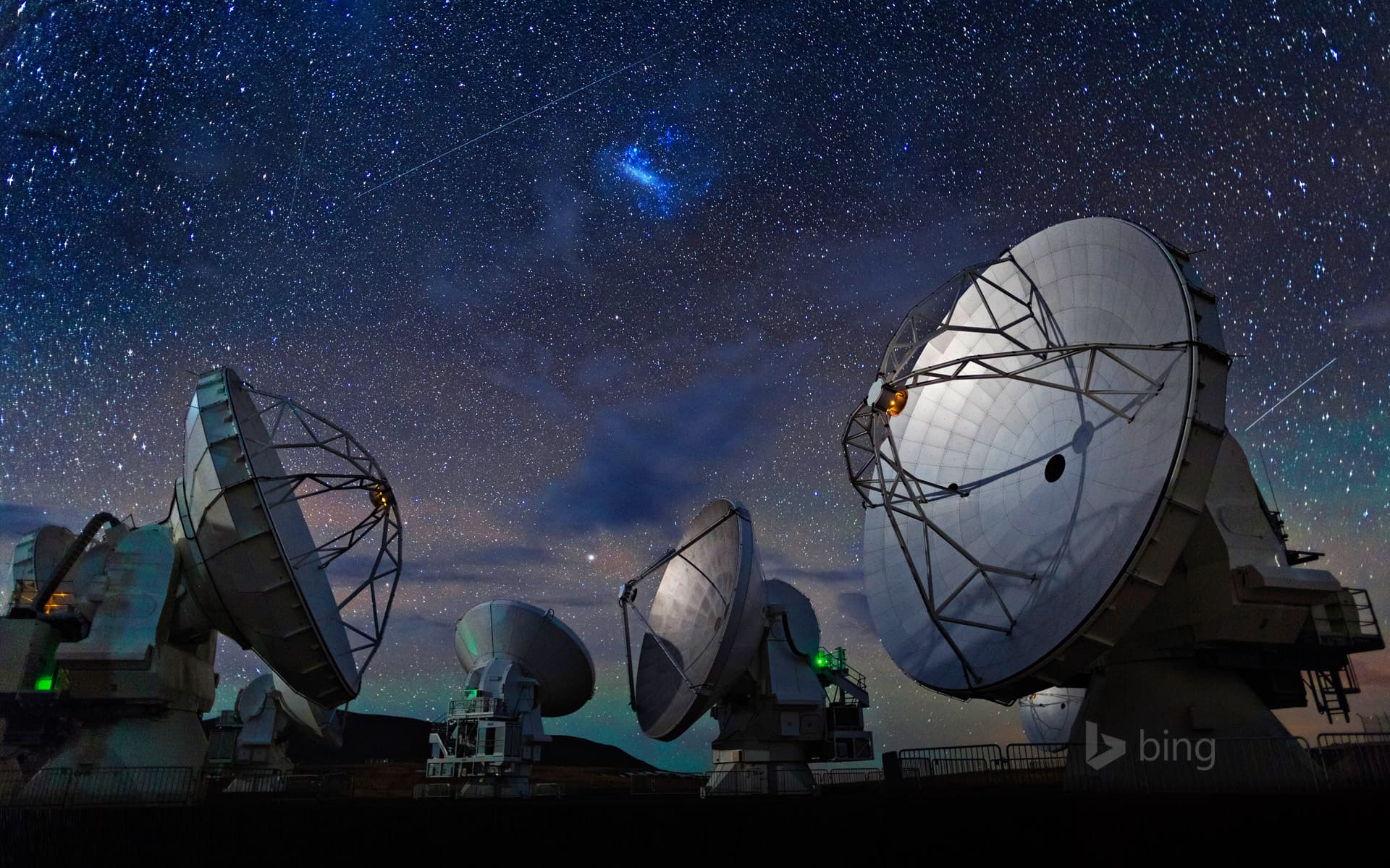 Bing Wallpaper: Atacama Large Millimeter Array (ALMA) in the Atacama desert, Chile