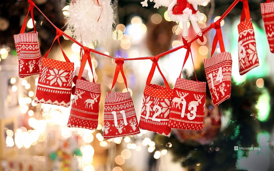 Advent calendar bags with sweet surprises