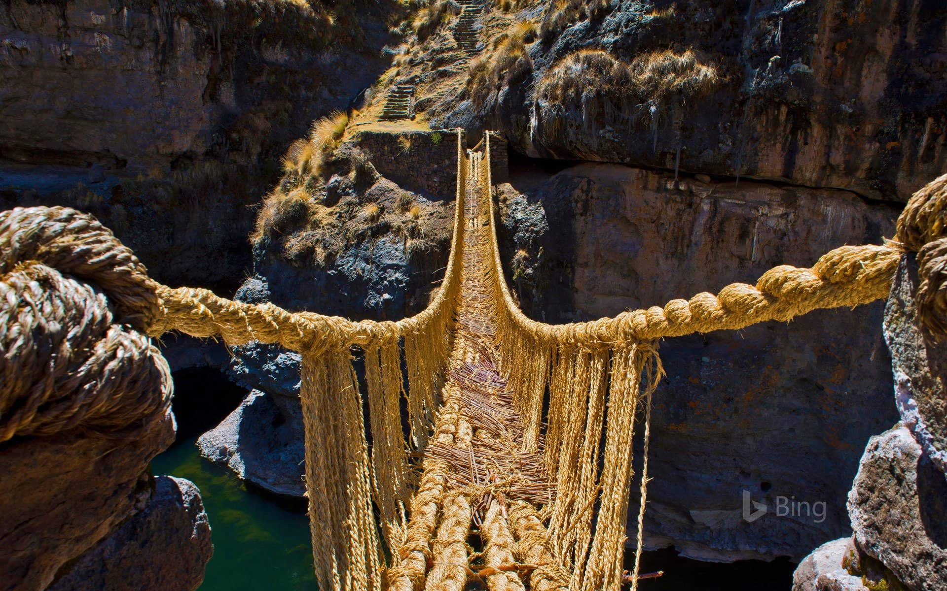Bing Wallpaper: Q’iswa Chaka rope bridge over the Apurimac River, Peru