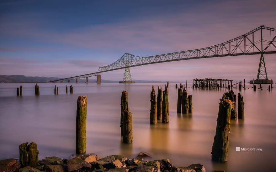 Astoria-Megler Bridge on the Columbia River, Astoria, Oregon