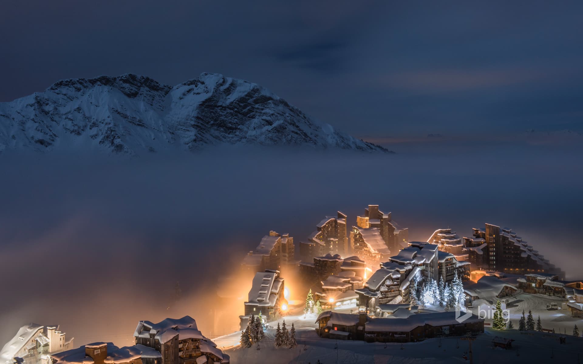 Bing Wallpaper: Avoriaz ski resort at night, Haute-Savoie, Rhône-Alpes, France