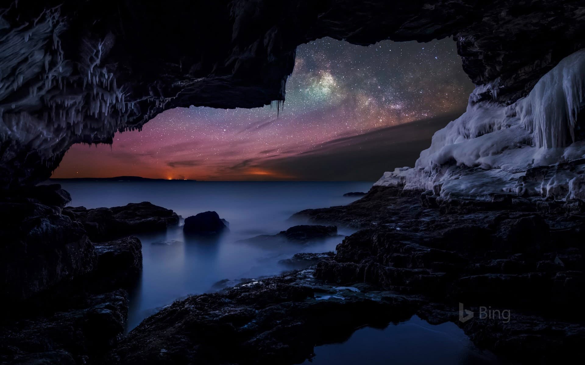 Bing Wallpaper: Milky Way seen from the coast near Bar Harbor, Maine