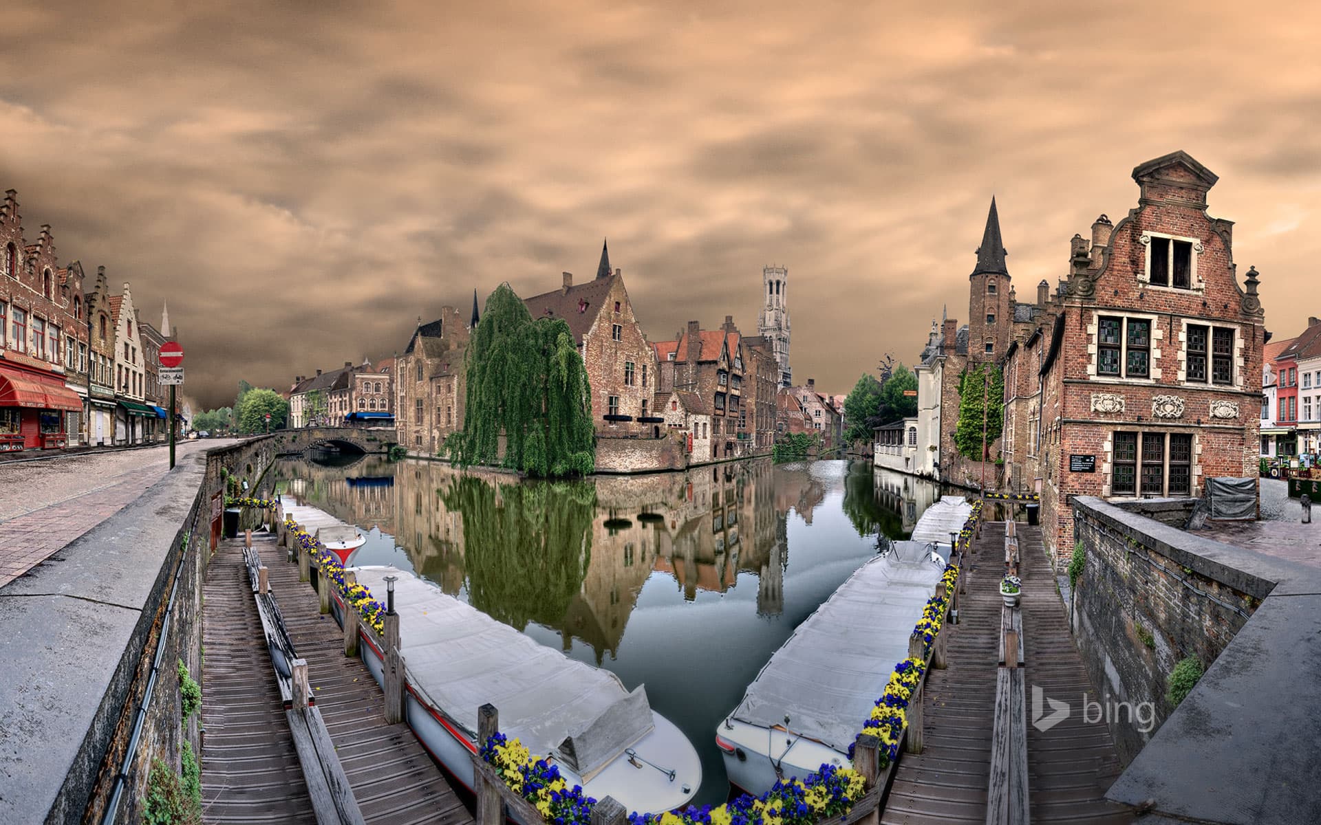 Bing Wallpaper: Canals of Bruges, Belgium
