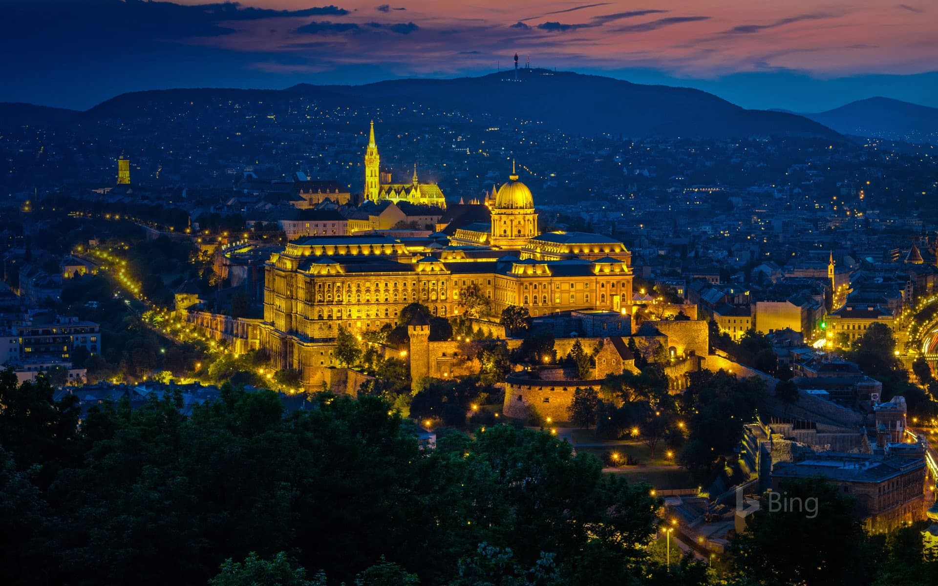 Bing Wallpaper: Buda Castle seen from Gellért Hill in Budapest, Hungary