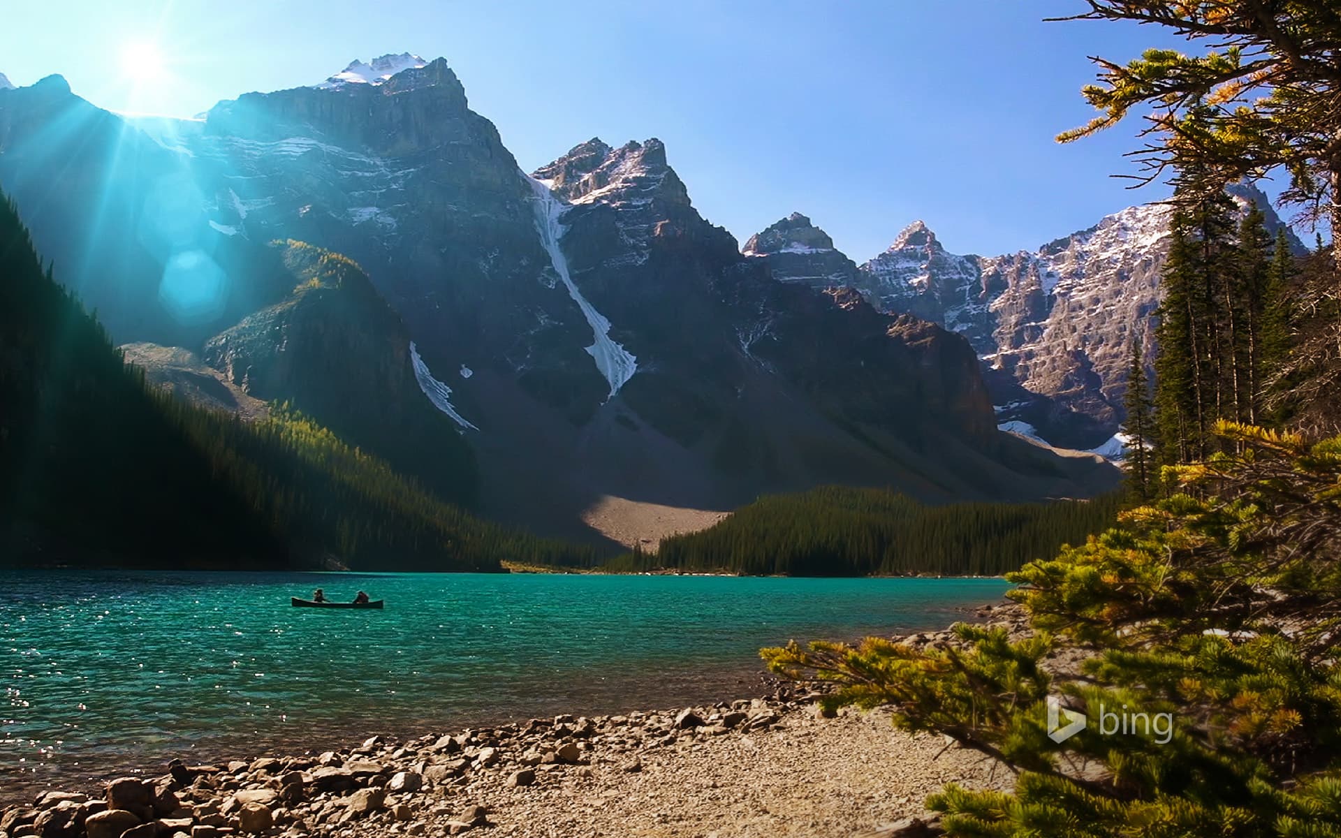 Bing Wallpaper: Canoe on Moraine Lake in Banff National Park, Alberta, Canada