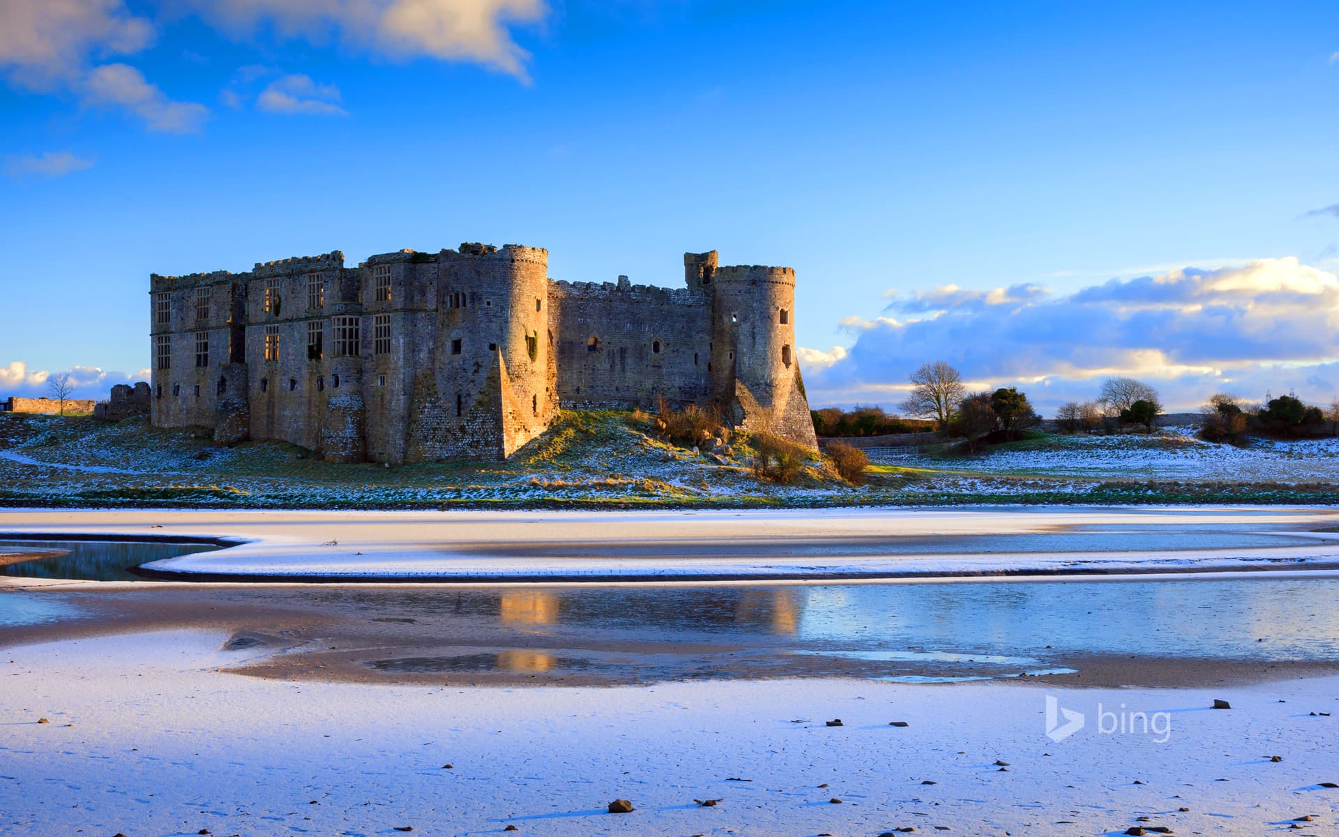 Bing Wallpaper: Carew Castle, Pembrokeshire, Wales