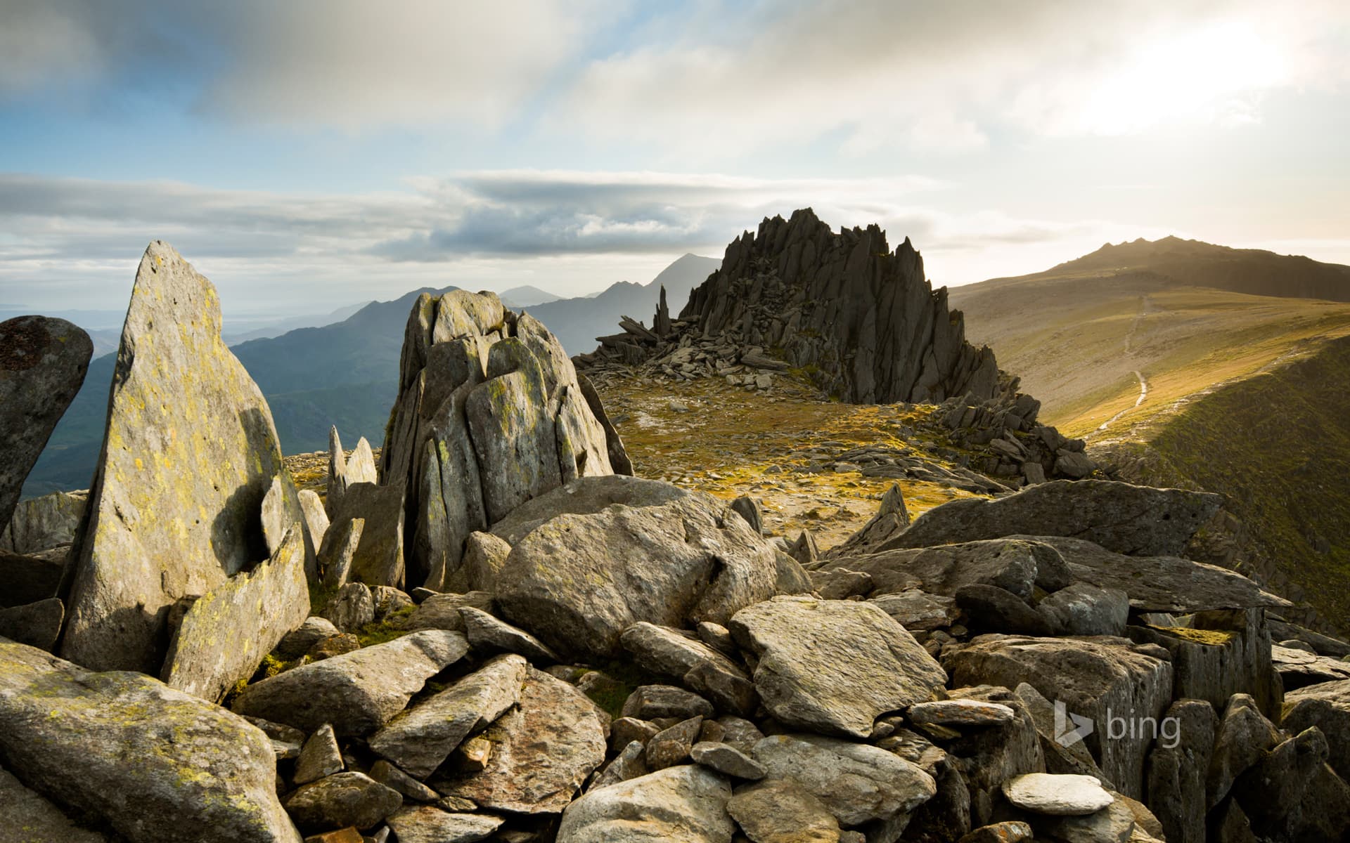 Bing Wallpaper: Castell y Gwynt on Glyder Fach in Snowdonia, Wales