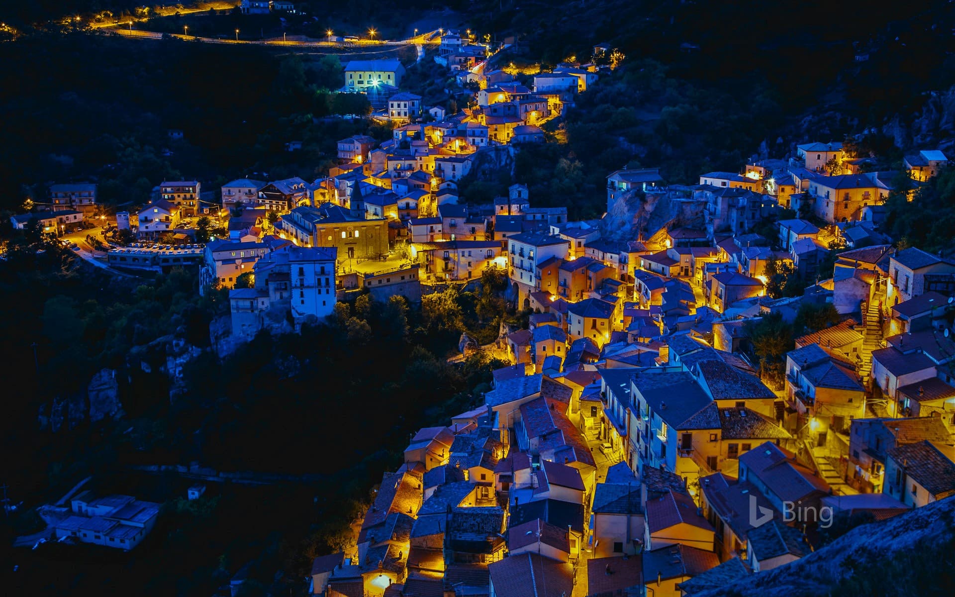 Bing Wallpaper: Castelmezzano, Italy