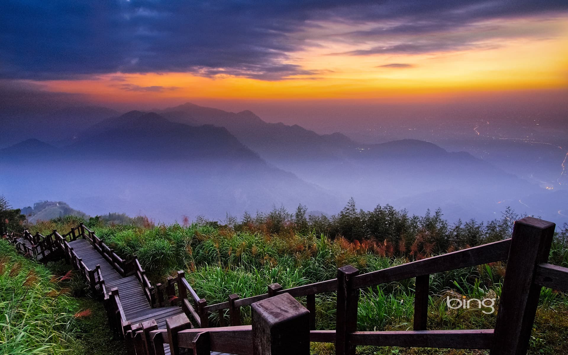 Bing Wallpaper: Alishan National Scenic Area, Chiayi County, Taiwan