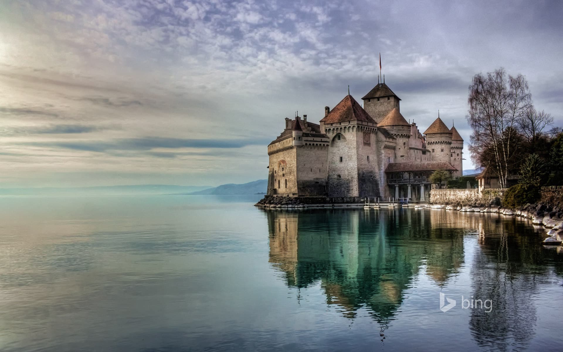 Bing Wallpaper: Château de Chillon on Lake Geneva, Switzerland