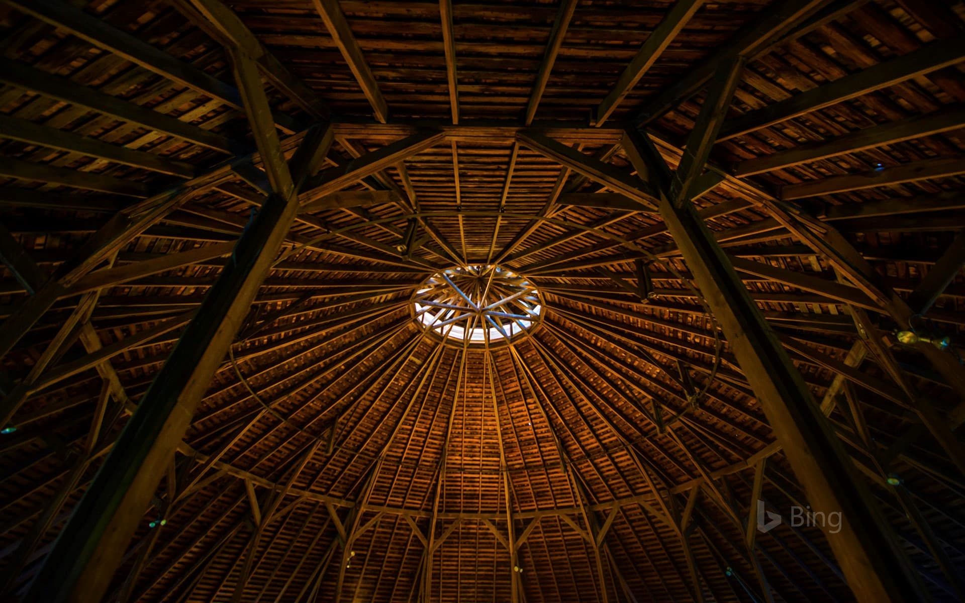 Bing Wallpaper: Inside Fromme-Birney Round Barn in Mullinville, Kansas