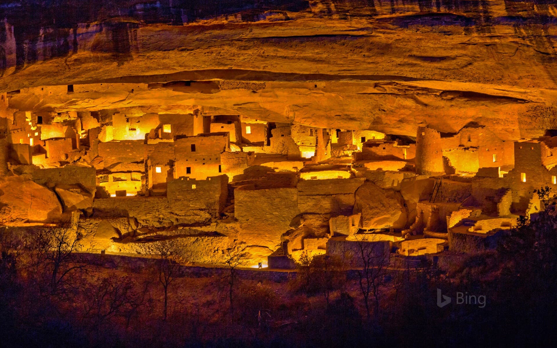 Bing Wallpaper: Luminaria festival at Cliff Palace in Mesa Verde National Park, Colorado