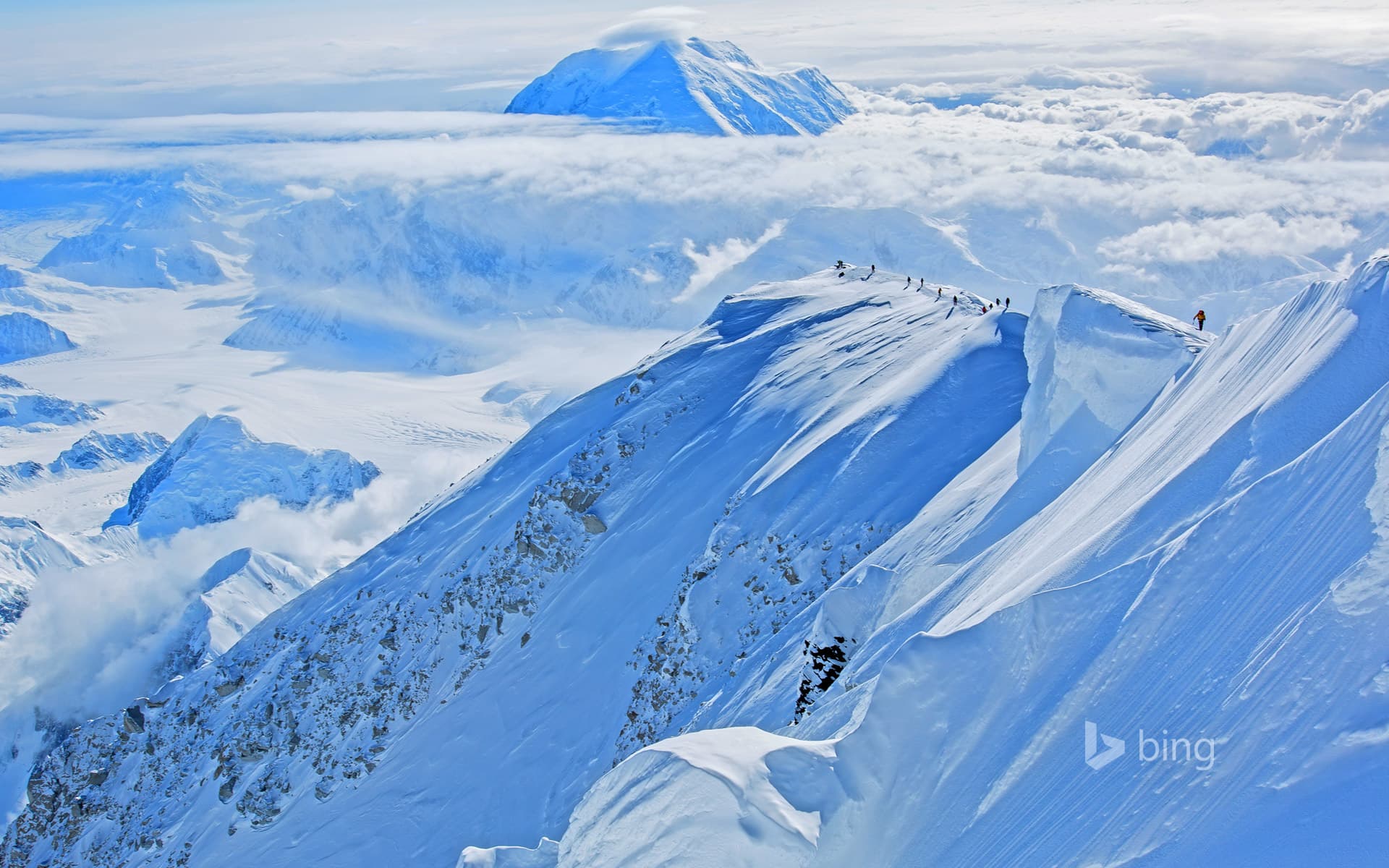 Bing Wallpaper: Climbers ascend Mount McKinley in Denali National Park and Preserve, Alaska, USA