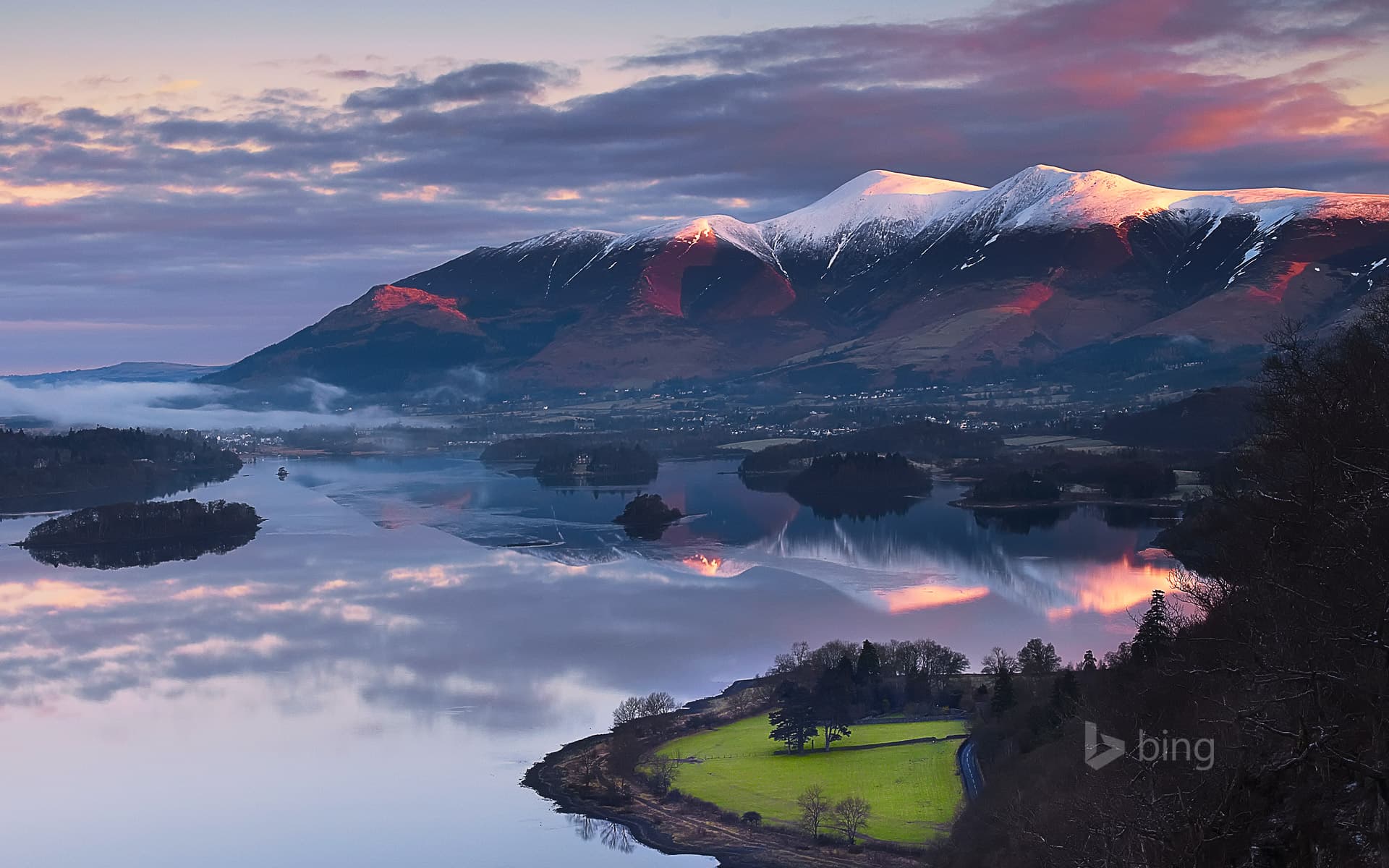 Bing Wallpaper: Sun rising over Skiddaw Mountain and Derwentwater in Cumbria, England