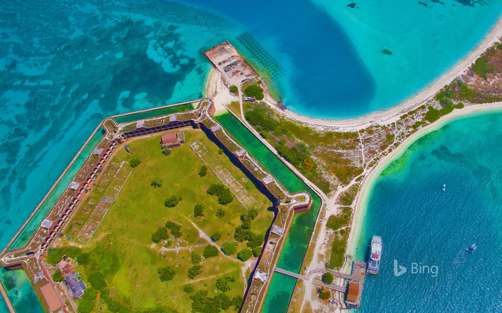 Bing Wallpaper: Fort Jefferson in Dry Tortugas National Park, Florida
