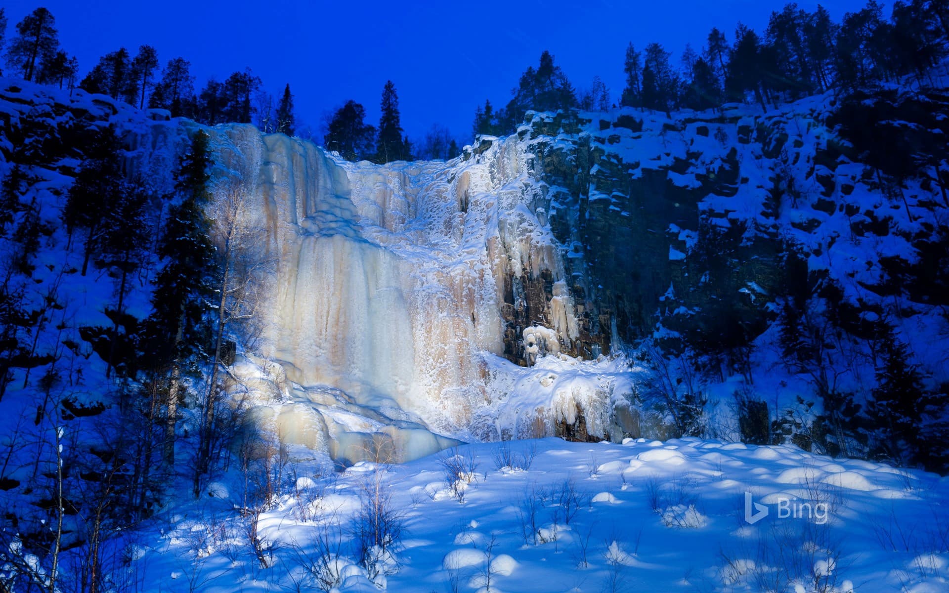 Bing Wallpaper: A frozen waterfall in Korouoma, Finland