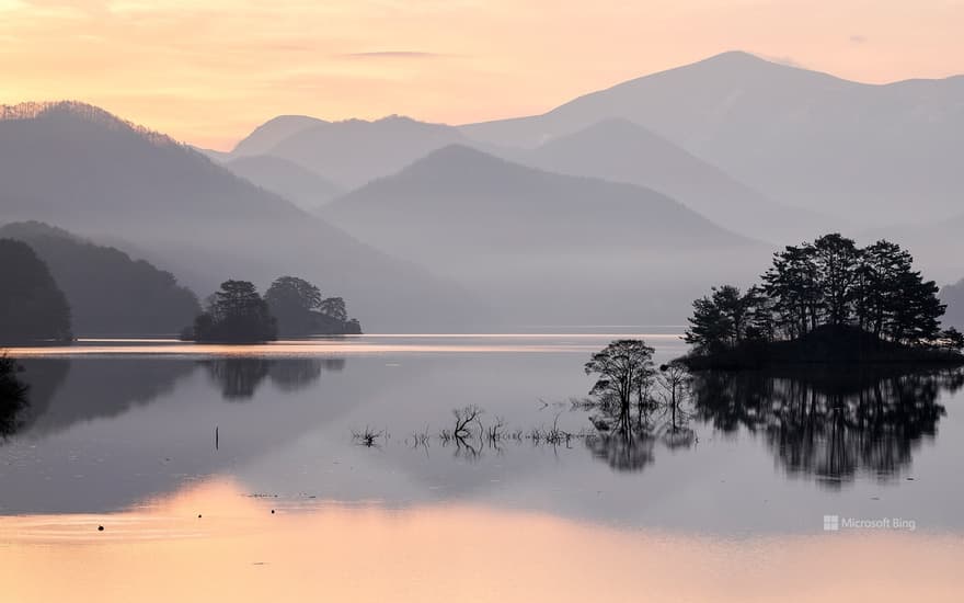 Morning at Lake Akimoto, Fukushima