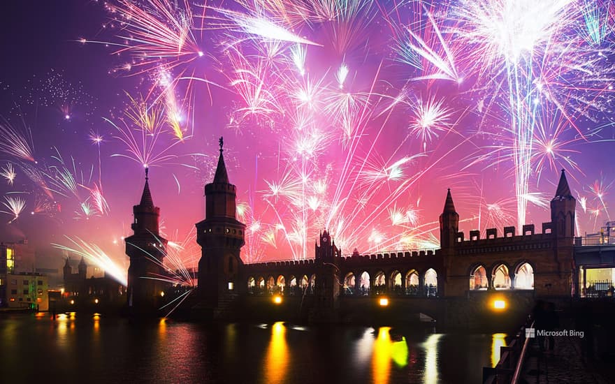 New Year's Eve, Oberbaum Bridge, Berlin, Germany