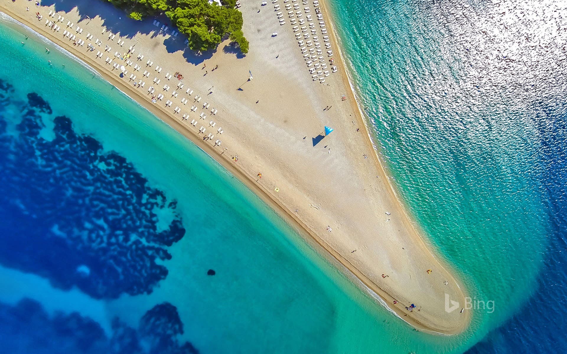Bing Wallpaper: Zlatni Rat on Brač island, Croatia
