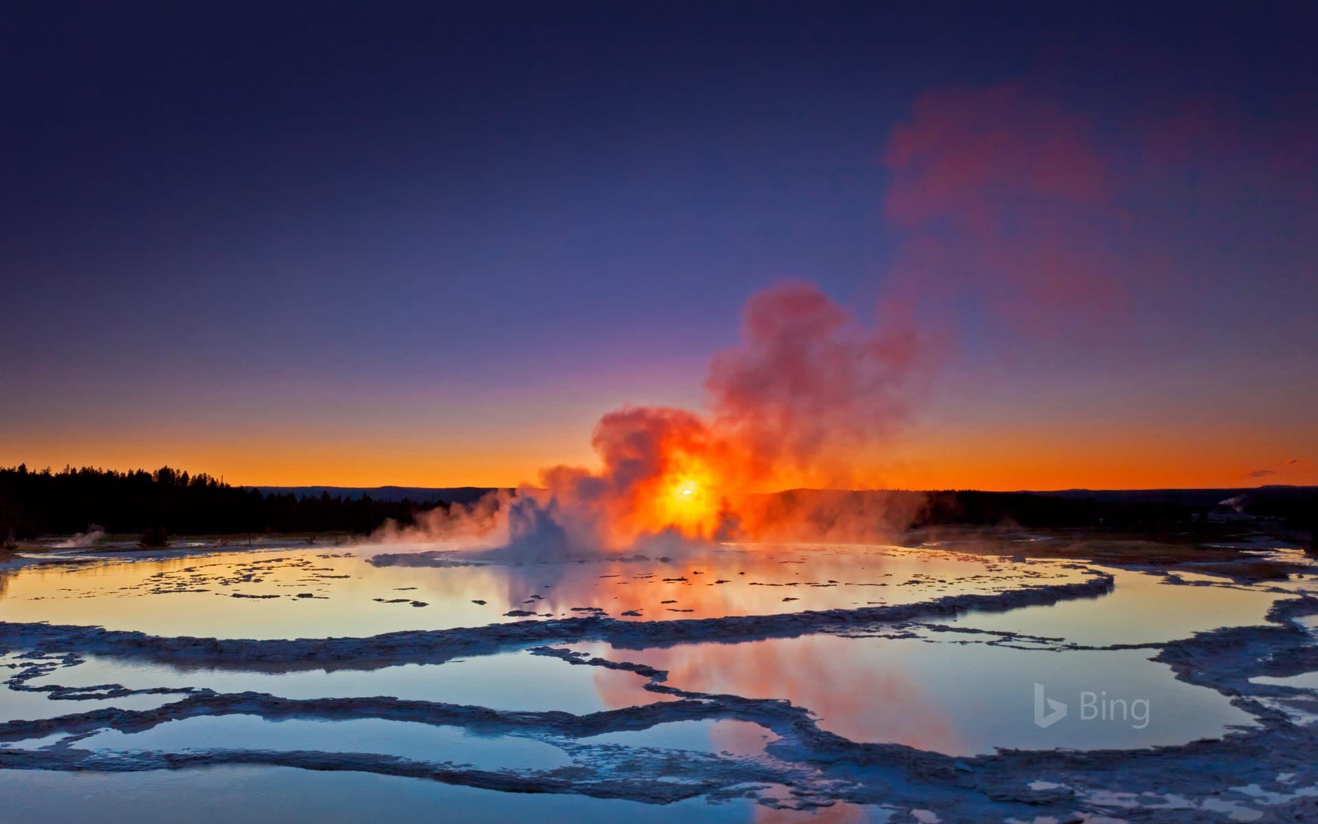 Bing Wallpaper: Great Fountain Geyser, Yellowstone National Park, Wyoming