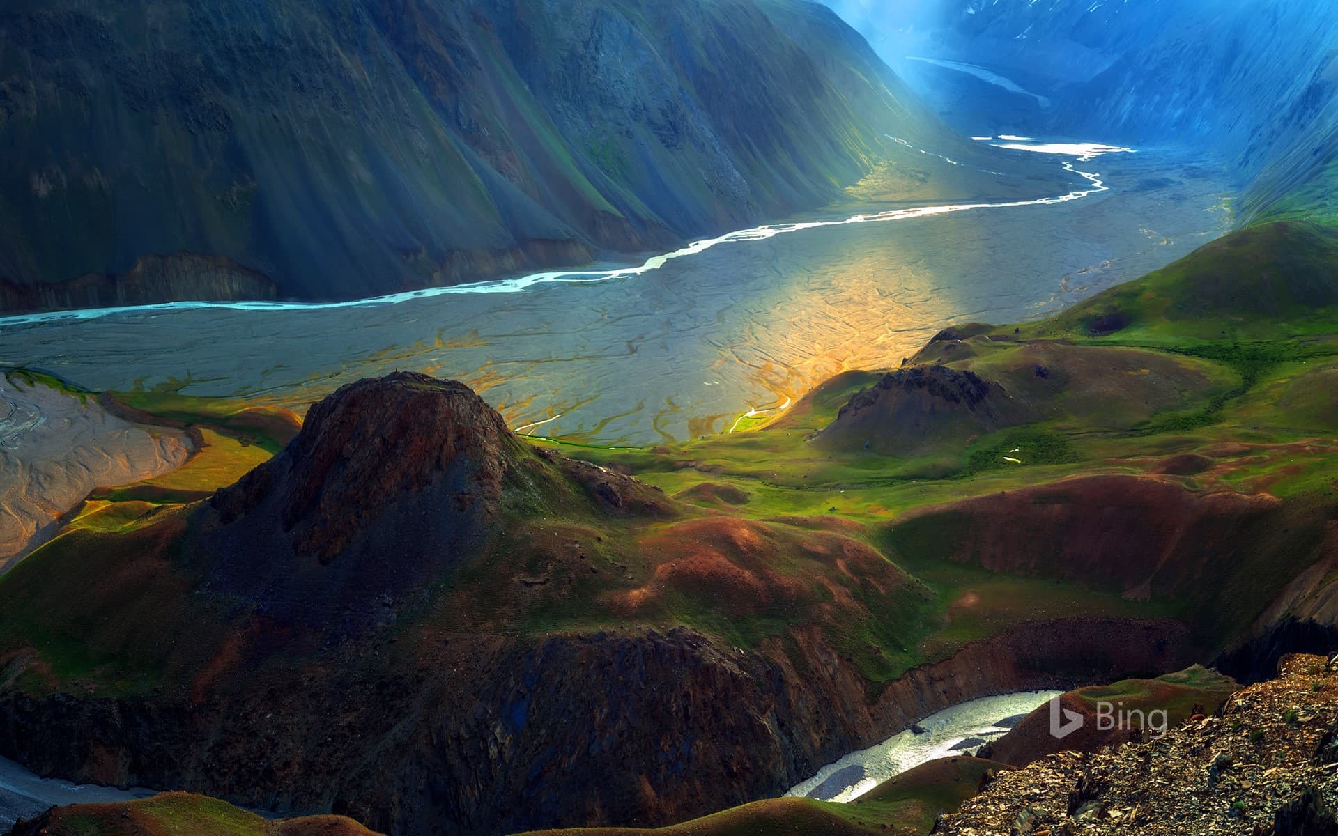 Bing Wallpaper: Himalayan mountain and river