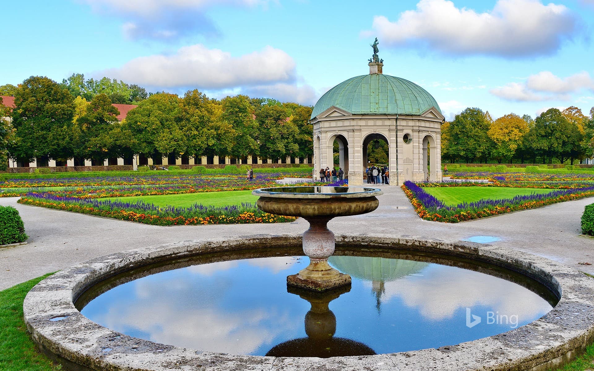 Bing Wallpaper: Hofgarten, Munich, Bavaria, Germany