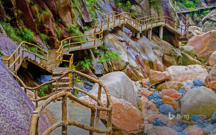 Hui Hang Caravan Trail, crossing the border of Anhui and Zhejiang Provinces, China