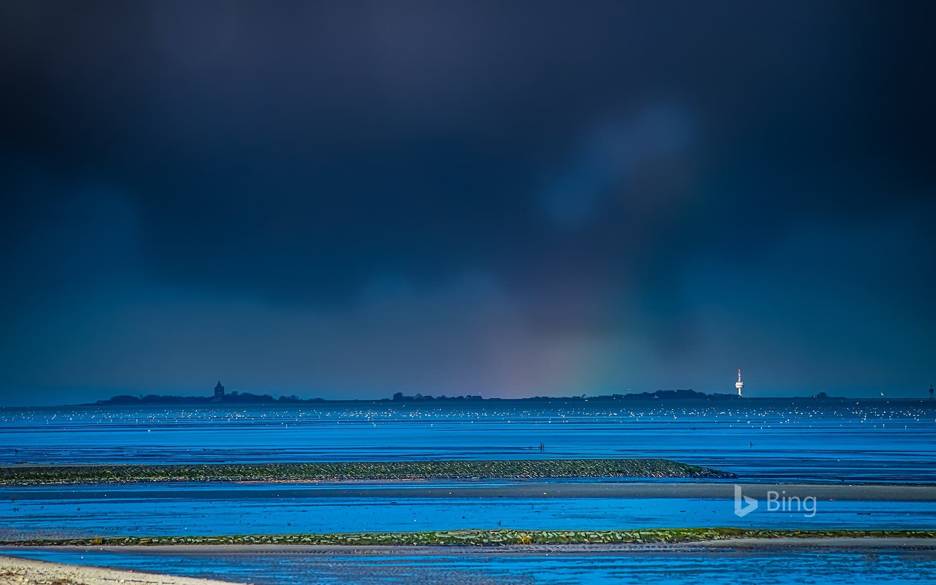 Bing Wallpaper: Neuwerk Island seen from Cuxhaven, Lower Saxony, Germany