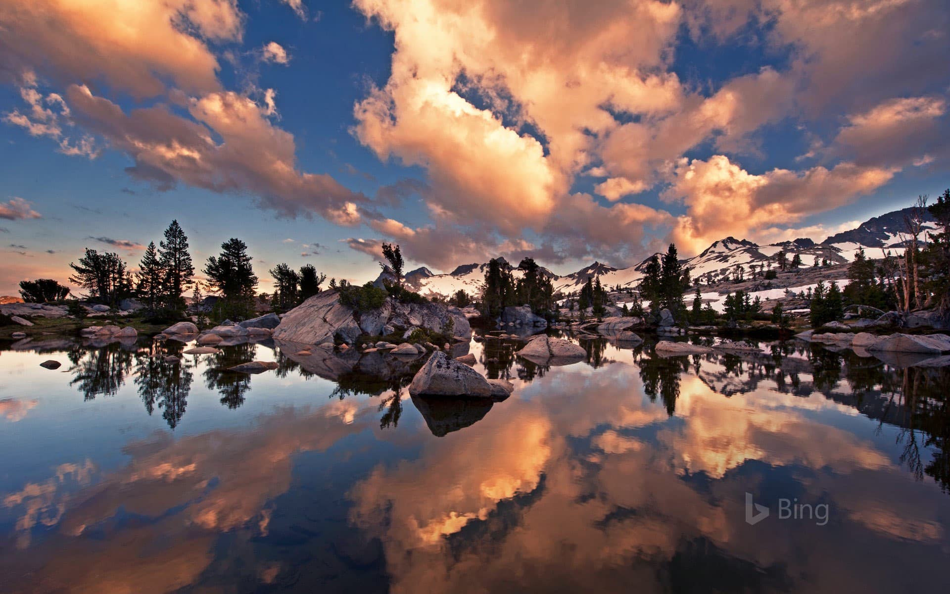 Bing Wallpaper: On the John Muir Trail near Mammoth Lakes, California