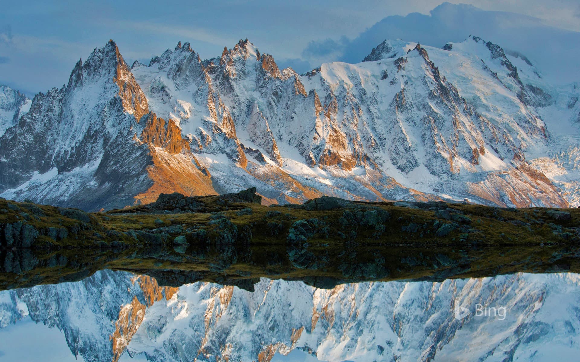 Bing Wallpaper: Lacs des Cheserys with Aiguilles de Chamonix, Chamonix, Haute-Savoie, France
