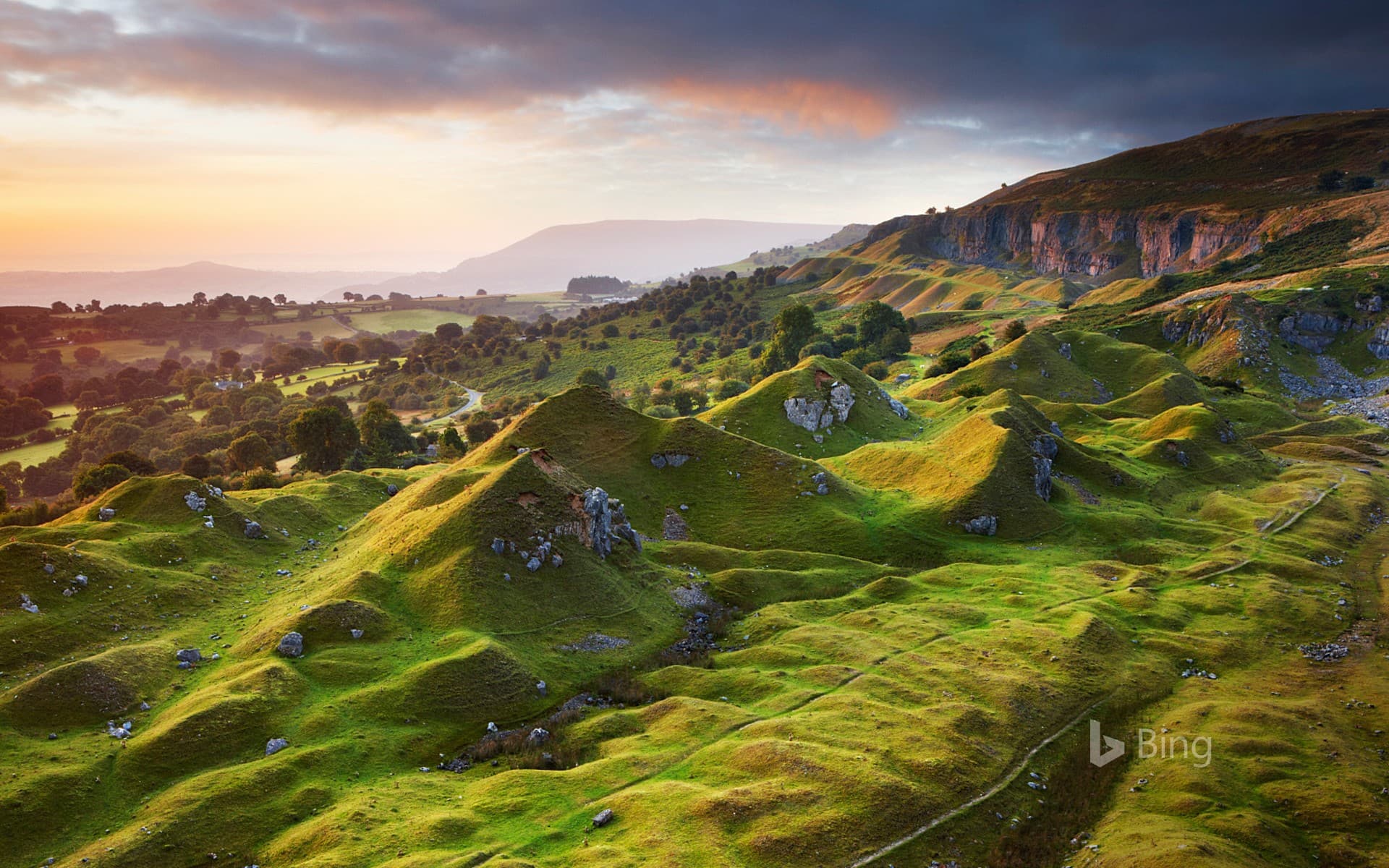Bing Wallpaper: The Llangattock Escarpment in the Brecon Beacons National Park, Powys, Wales