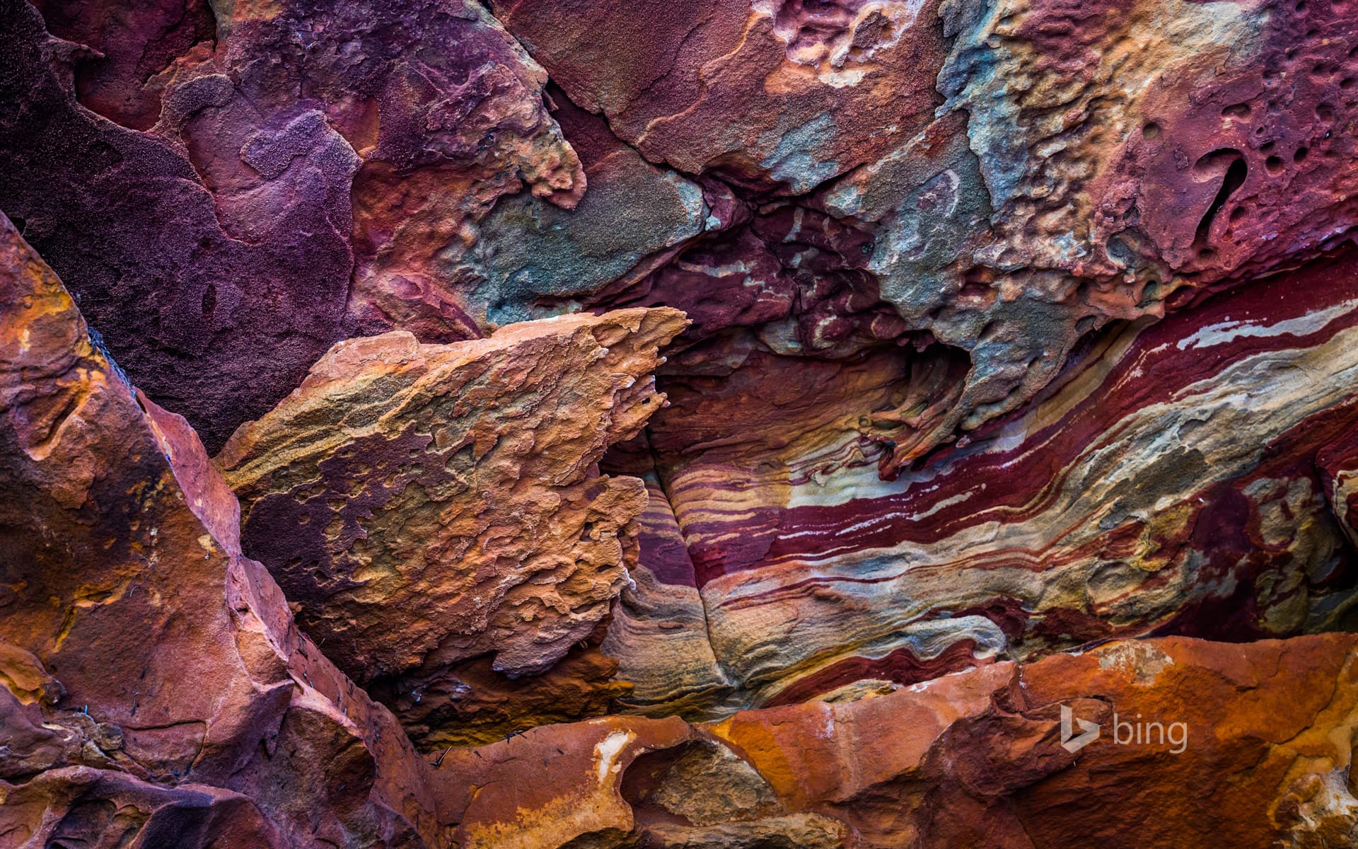 Bing Wallpaper: Rock formations on The Loop, Kalbarri National Park, Australia