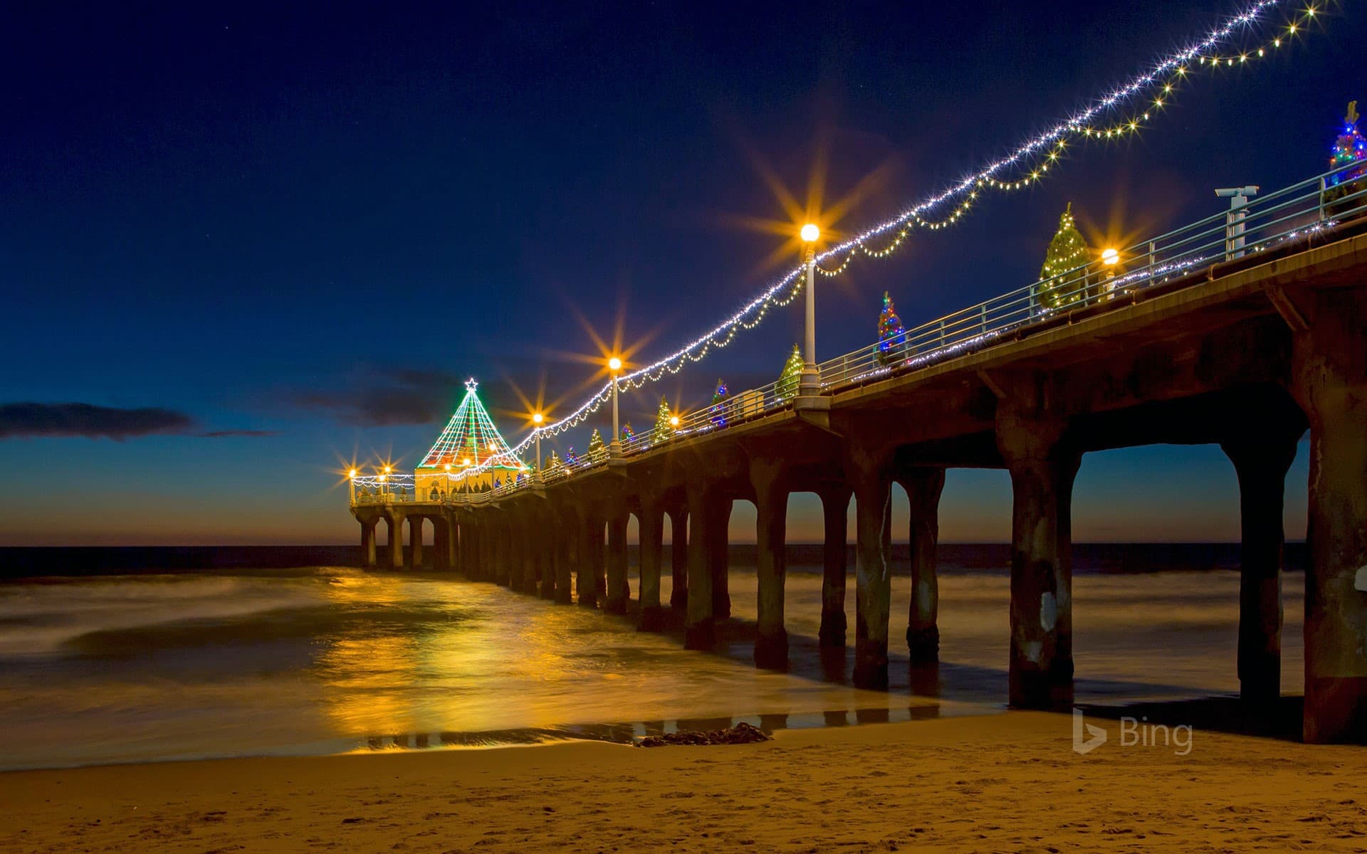 Bing Wallpaper: Manhattan Beach Pier, California