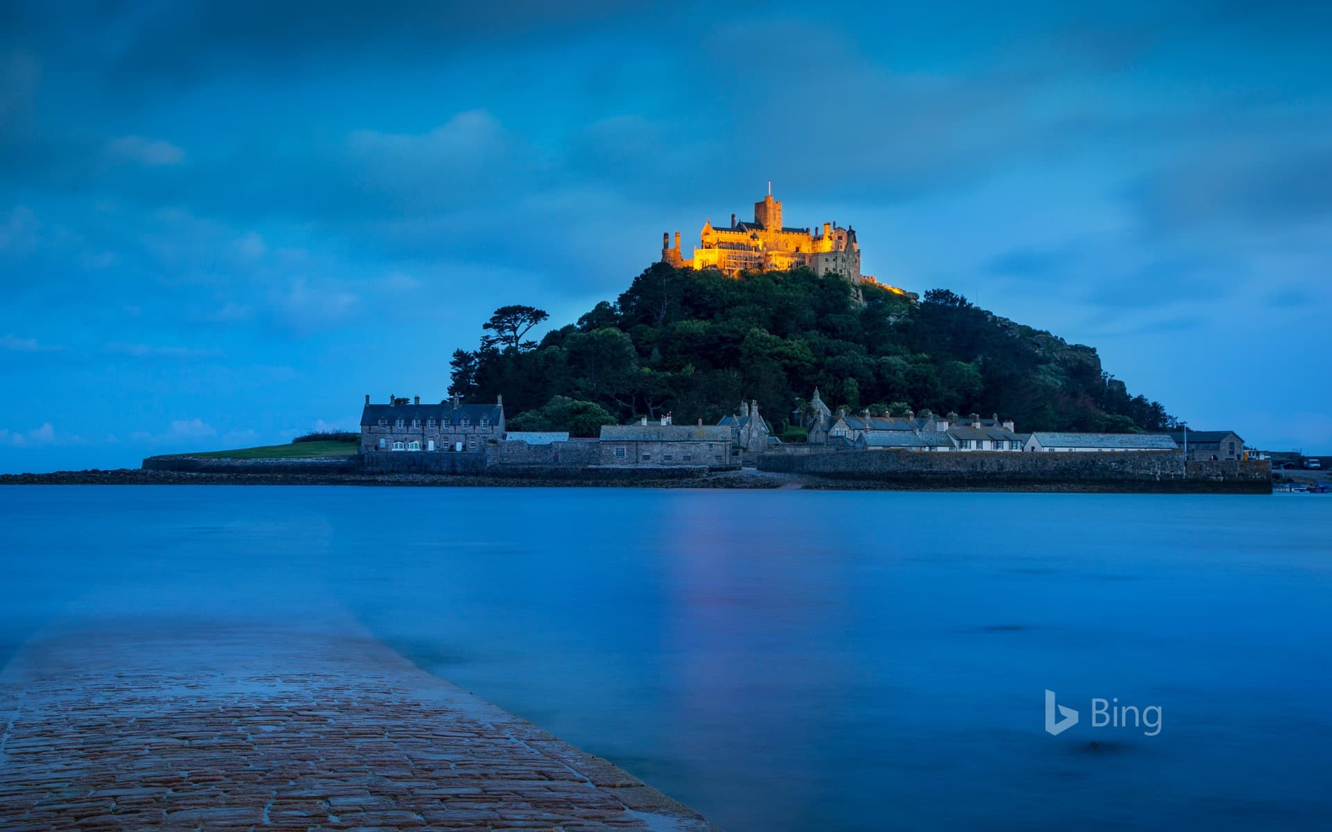 Bing Wallpaper: Twilight over St Michael's Mount in Mount's Bay, Cornwall, England