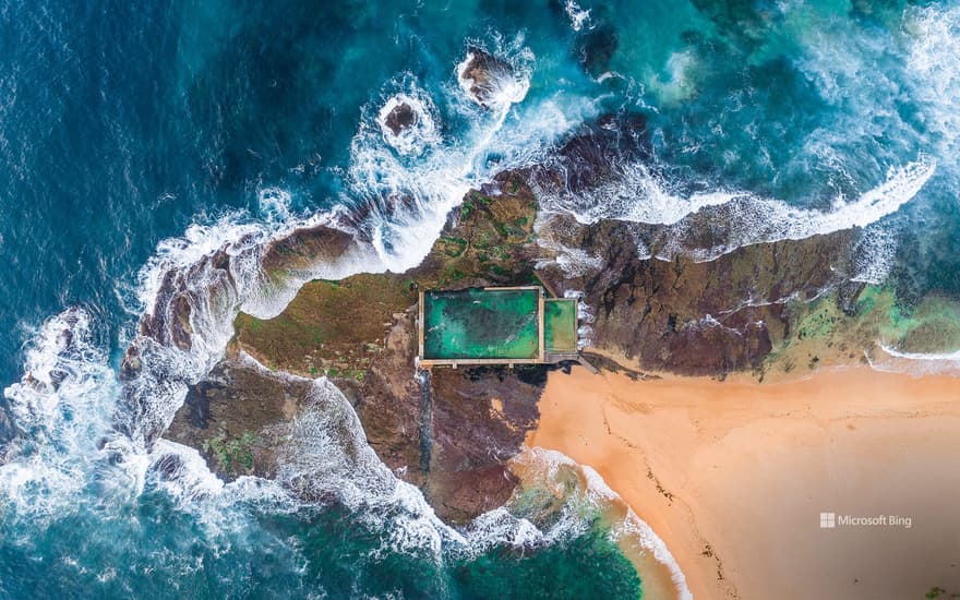 Mona Vale rockpool, Sydney, Australia