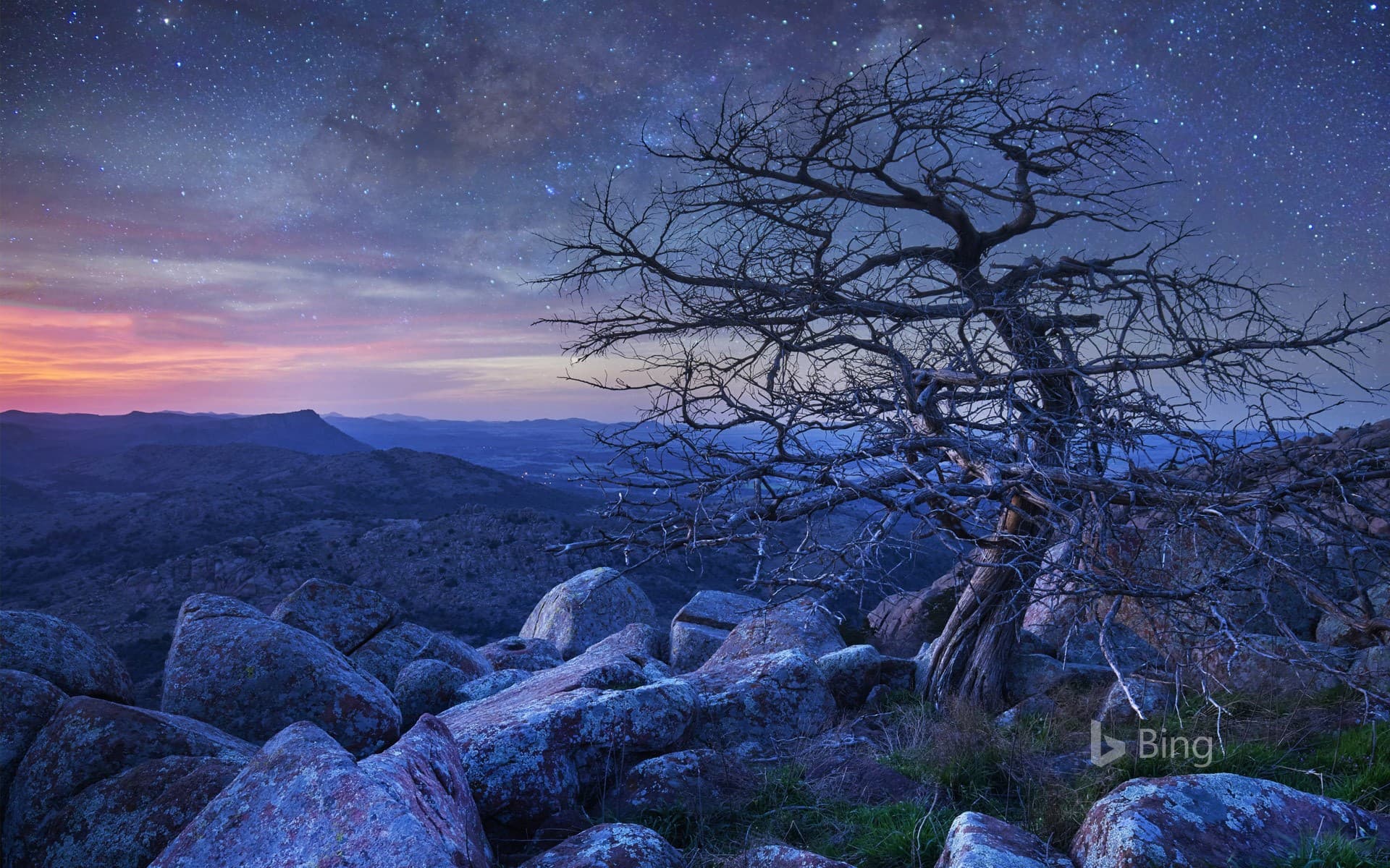 Bing Wallpaper: Mount Scott in Wichita Mountains National Wildlife Refuge, Oklahoma