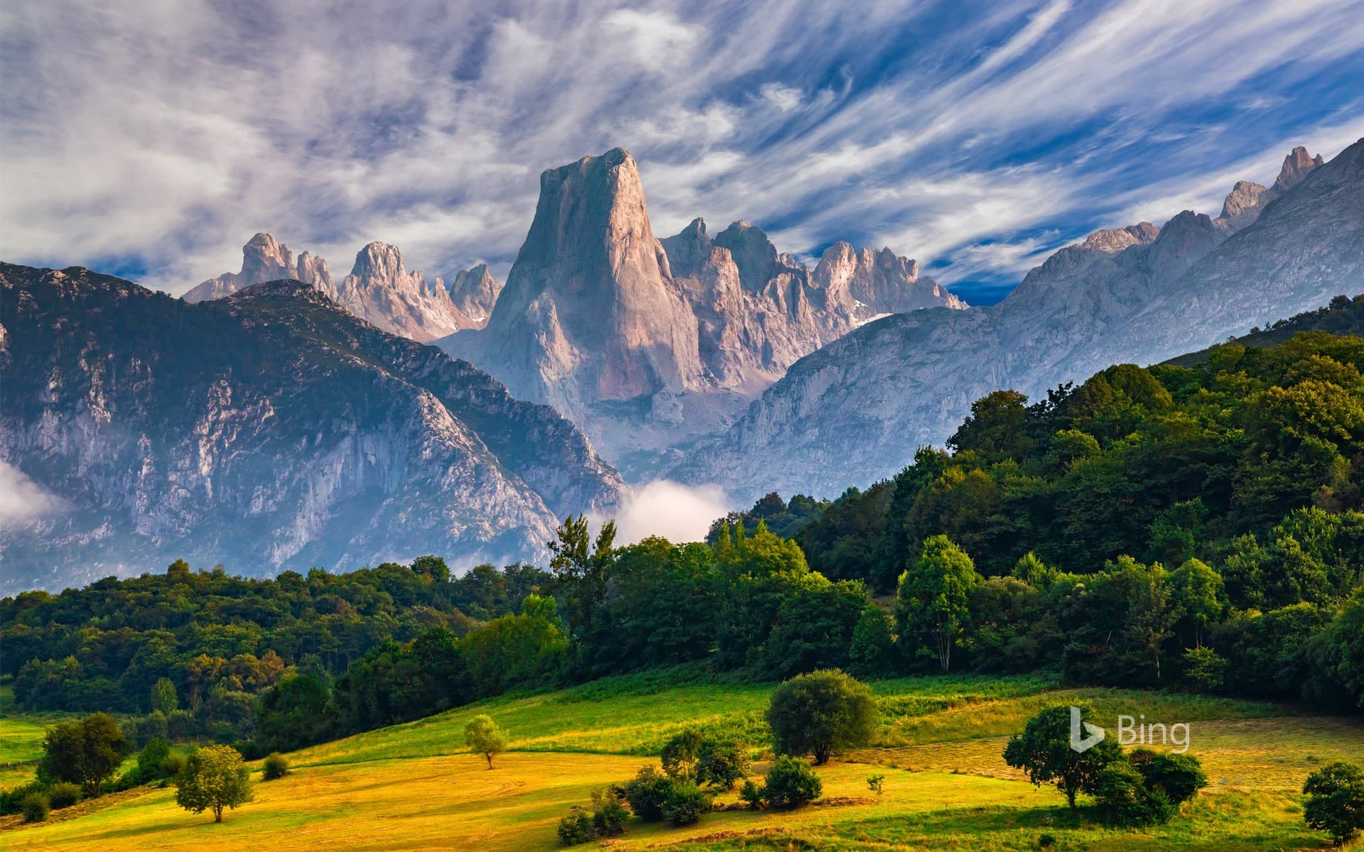 Bing Wallpaper: Naranjo de Bulnes peak, in Picos de Europa National Park, Asturias, Spain
