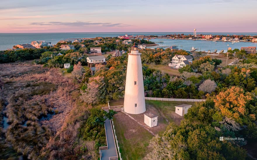 Ocracoke Lighthouse on Ocracoke Island, North Carolina, USA