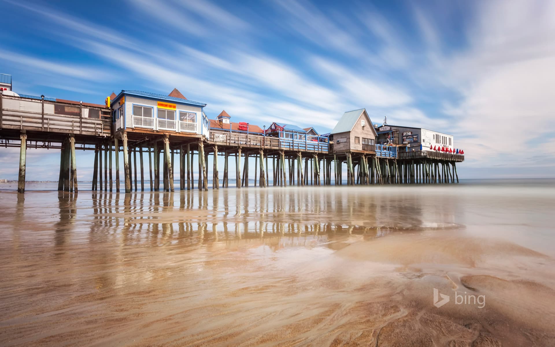 Bing Wallpaper: Pier at Old Orchard Beach, Maine