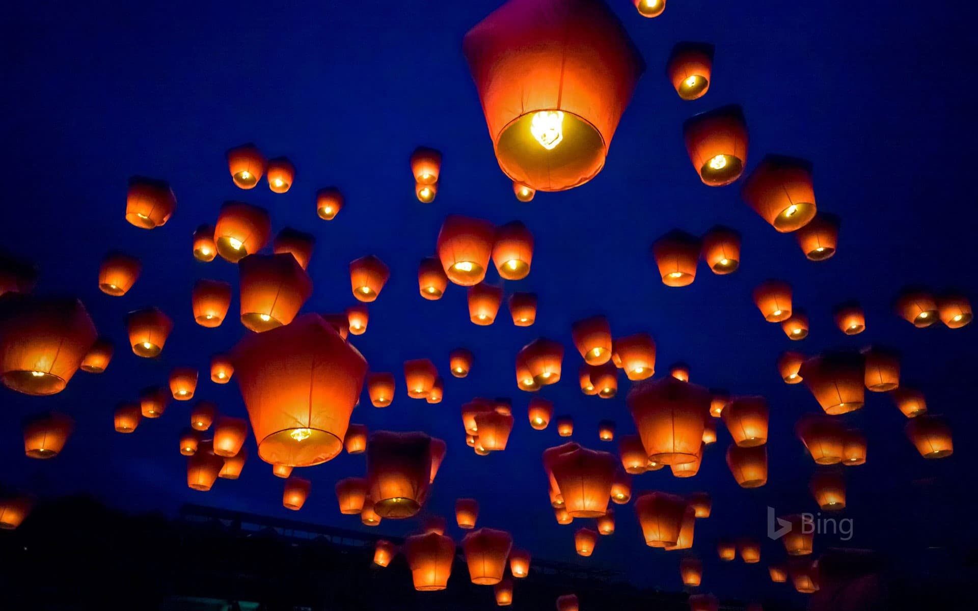 Bing Wallpaper: Pingxi Sky Lantern Festival in Taipei, Taiwan