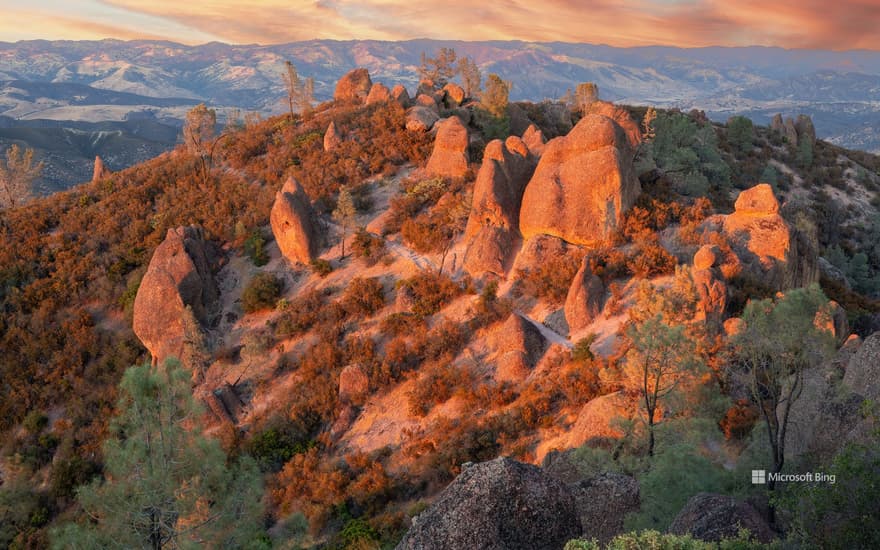 High Peaks Trail at Pinnacles National Park, San Benito County, California, USA