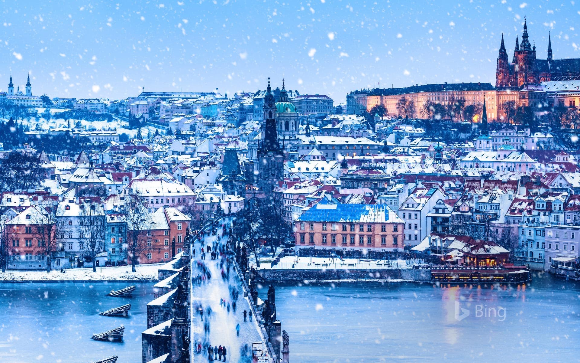 Bing Wallpaper: The Charles Bridge in Prague, Czech Republic