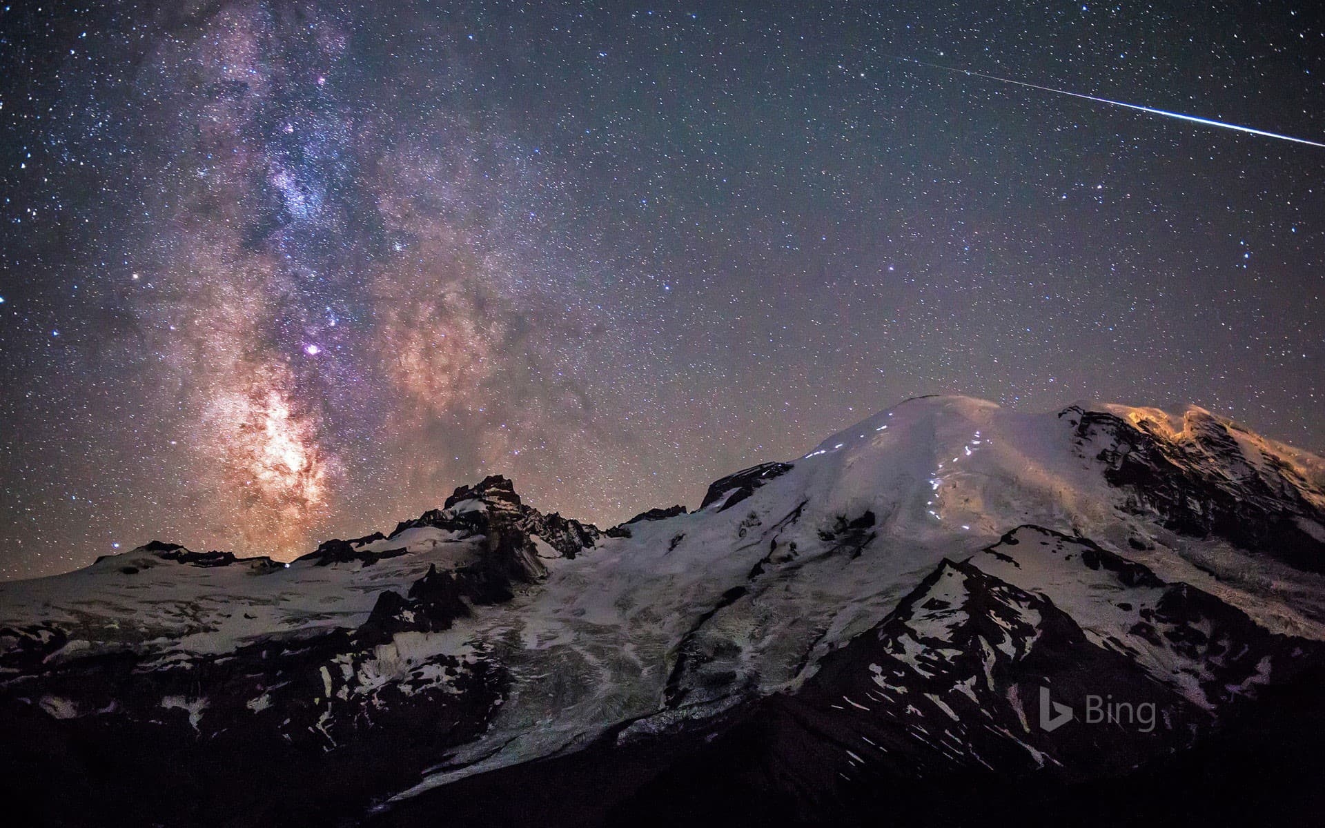 Bing Wallpaper: Milky Way above Mount Rainier in Mount Rainier National Park, Washington