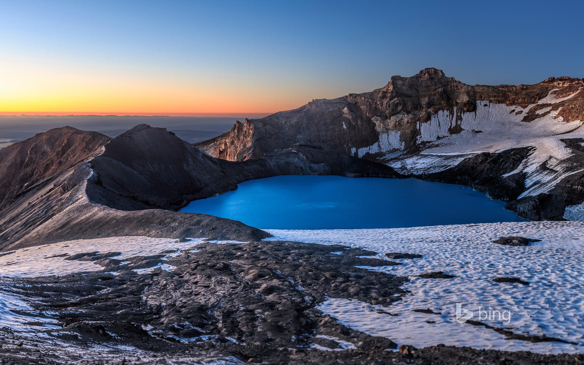 Bing Wallpaper: Mount Ruapehu’s crater lake, New Zealand