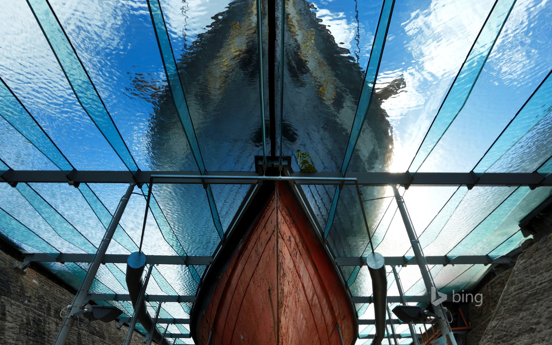 Bing Wallpaper: Bow of the SS Great Britain, Bristol, England