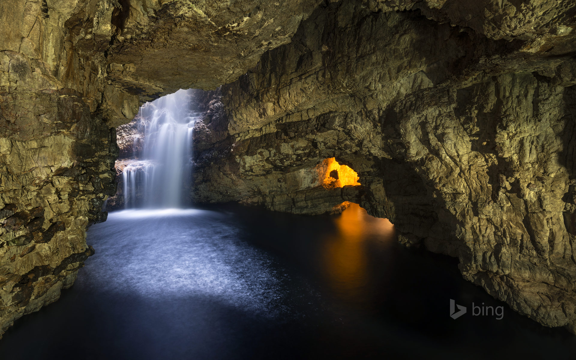 Bing Wallpaper: Smoo Cave in Durness, Scotland