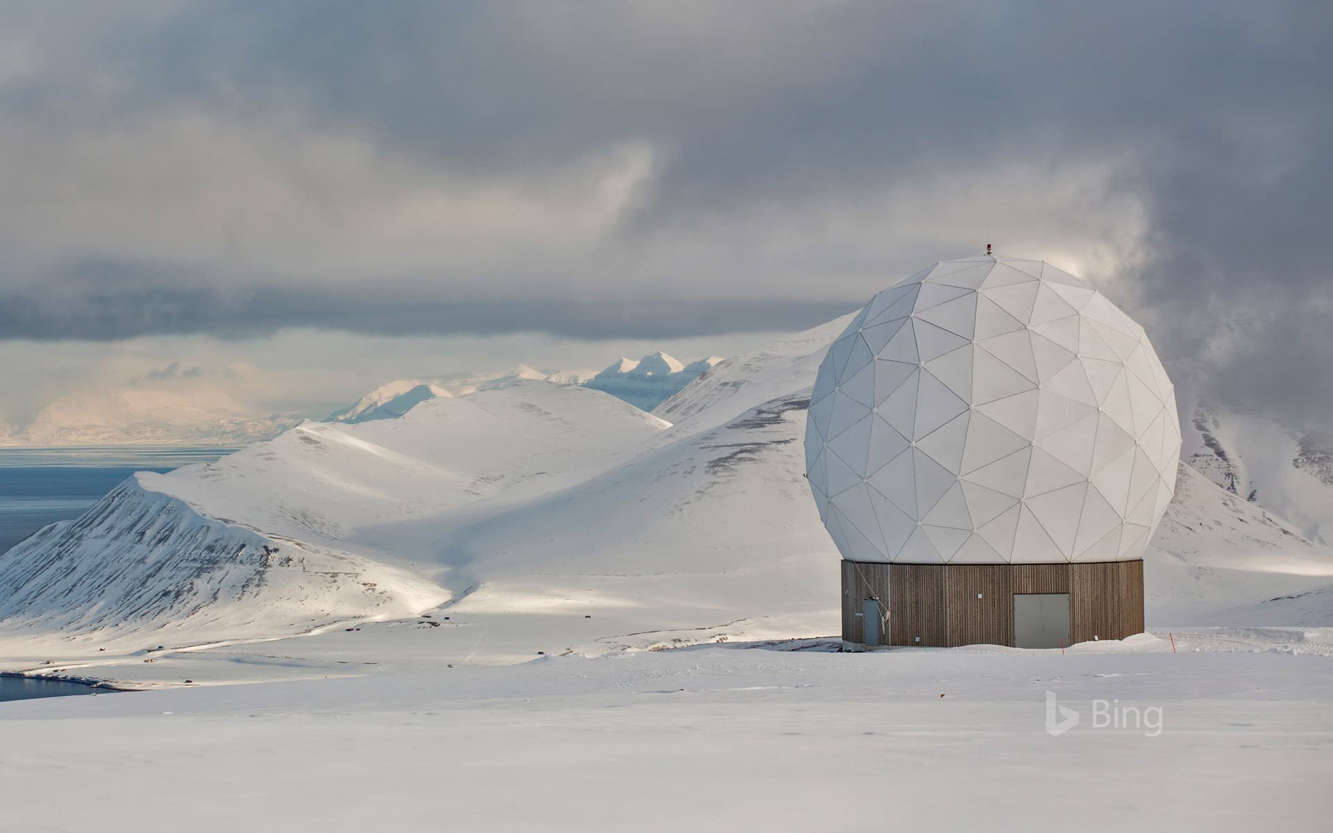 Bing Wallpaper: Svalbard Satellite Station, Svalbard archipelago, Norway