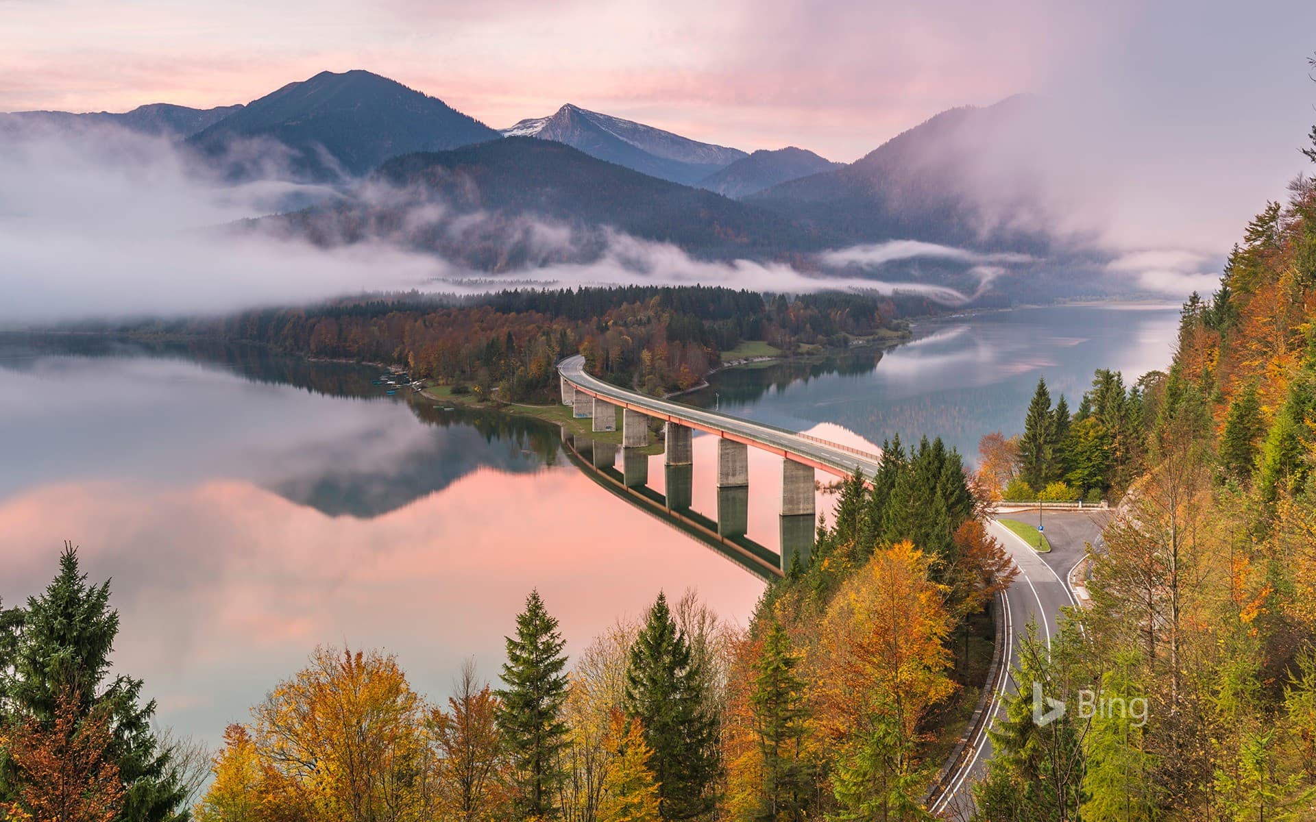 Bing Wallpaper: Sylvenstein Lake and bridge, Bad Toelz-Wolfratshausen district, Bavaria, Germany