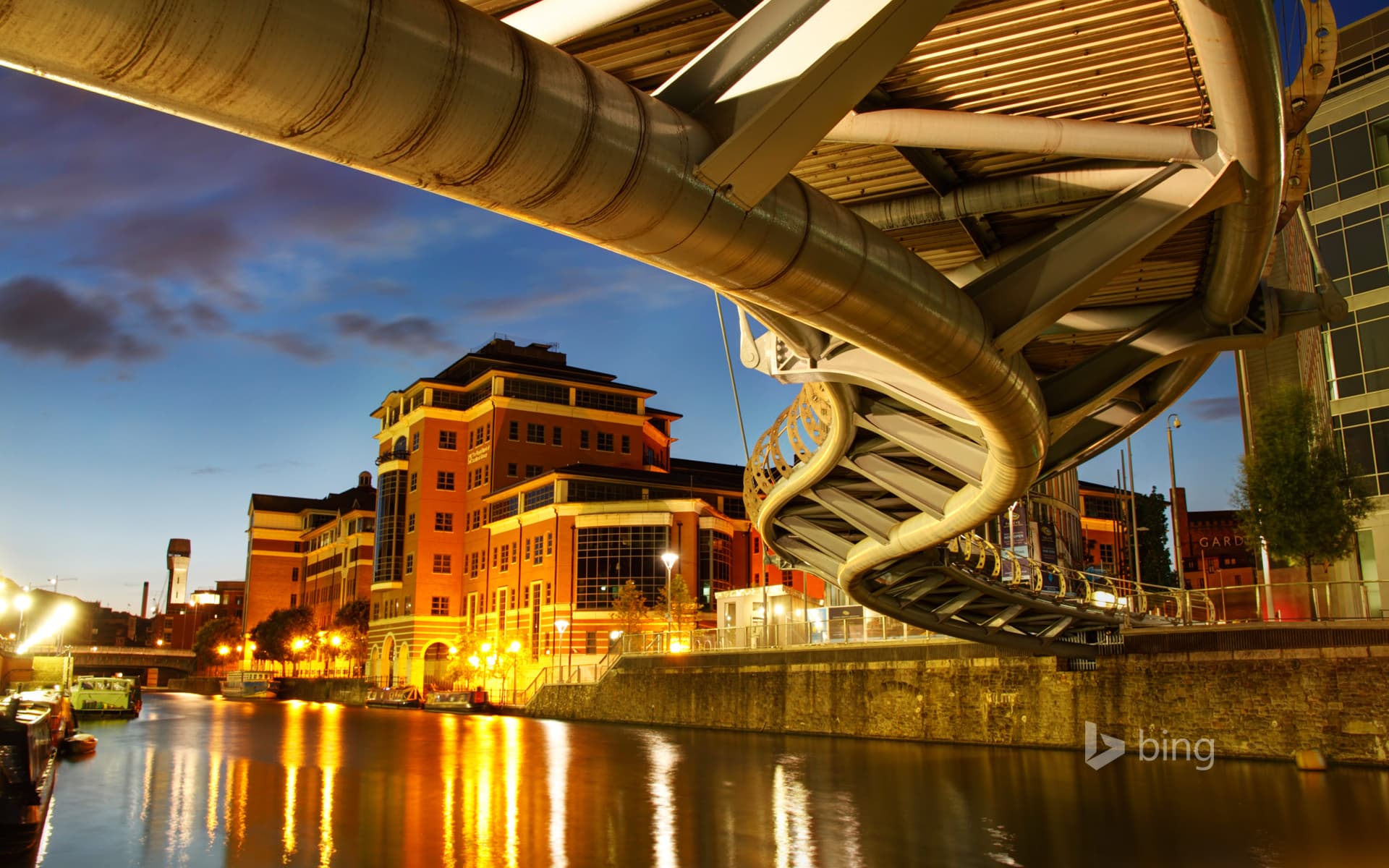 Bing Wallpaper: Valentine Bridge, Temple Quay, Bristol