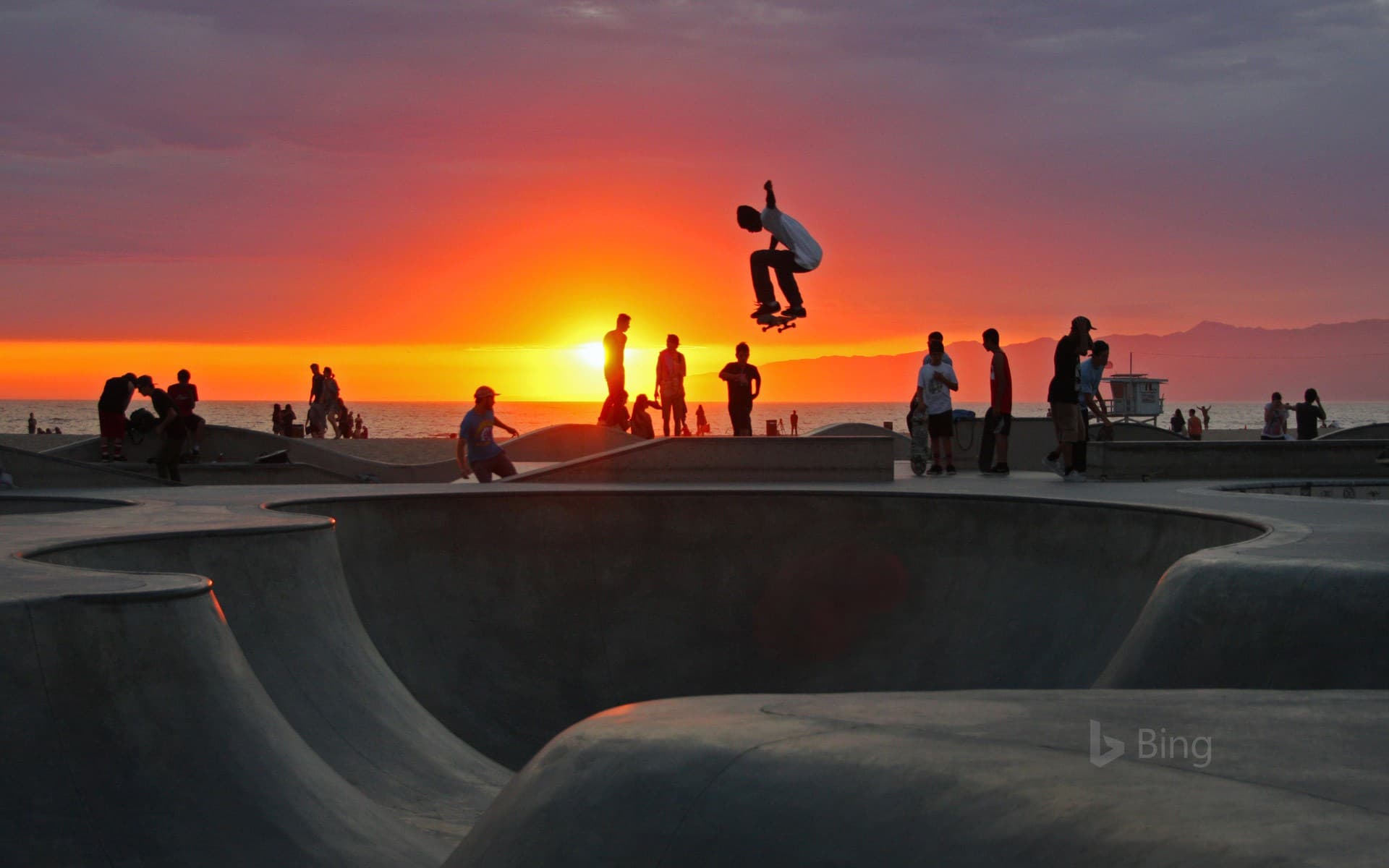 Bing Wallpaper: Skateboarding at Venice Beach, California